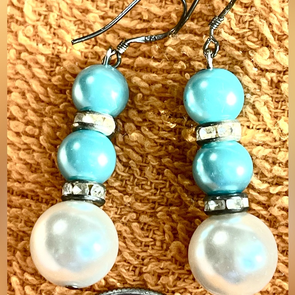 Freshwater pearl crystal earrings sterling silver pierced Never worn